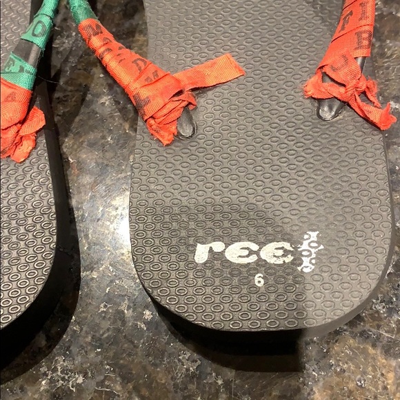 REEF - Picture 2 of 4